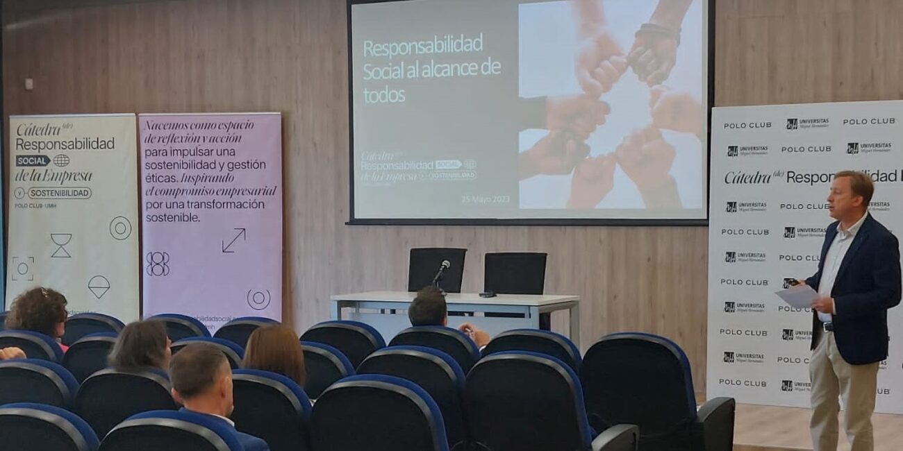Entrada evento "Responsabilidad social al alcance de todos" | Foto detalle de inauguración